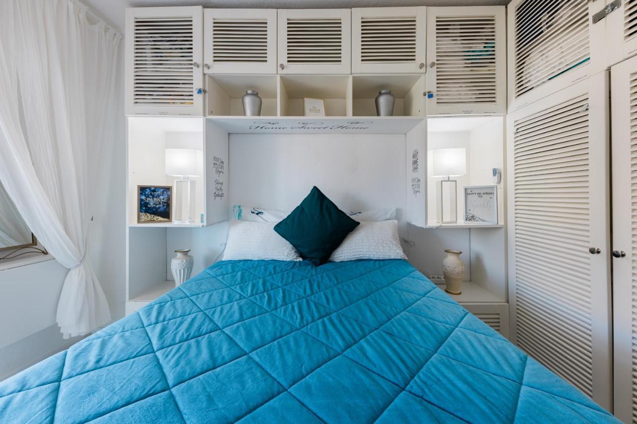 2 Room Condo - 5 Mins From Costa Da Caparica Beach & Bars Экстерьер фото